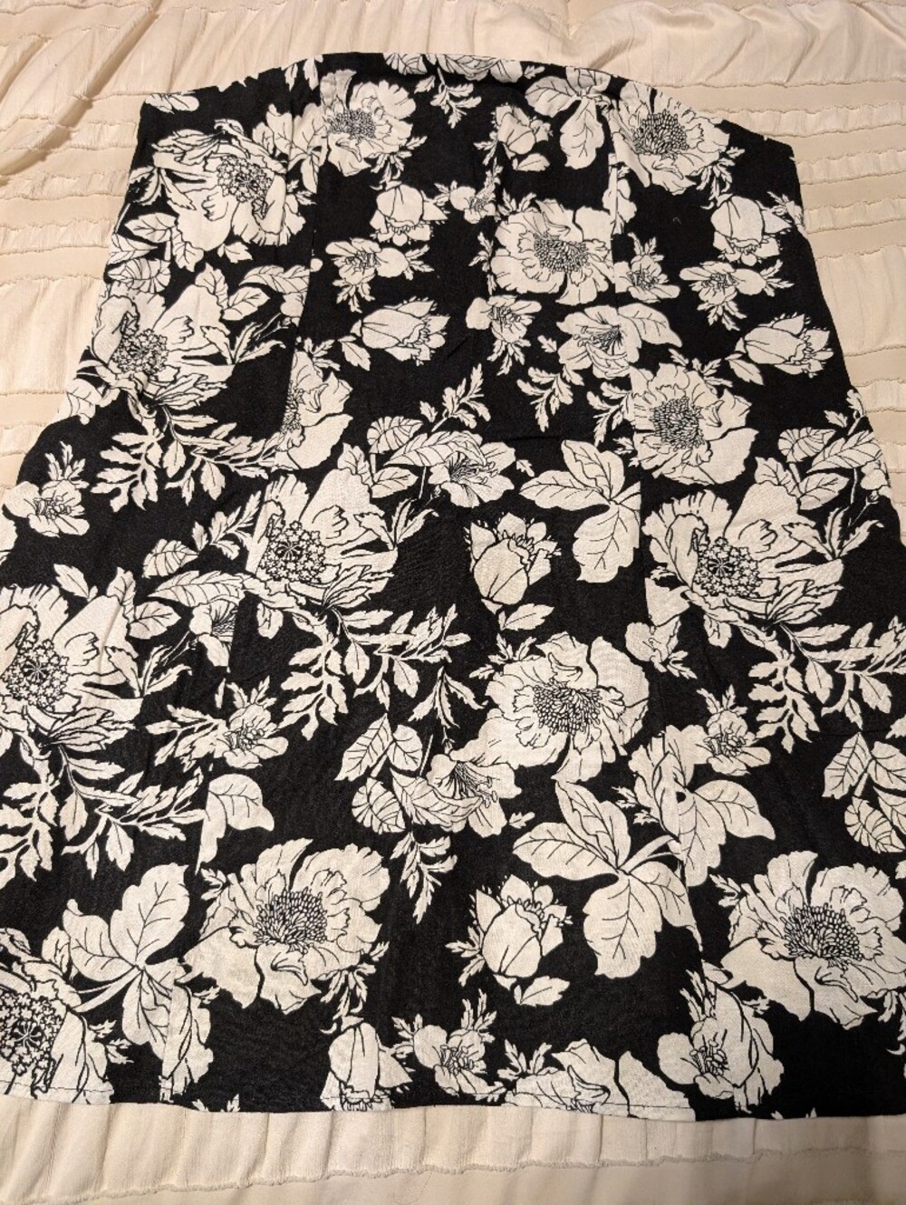 Old Navy Black and White Strapless Floral Dress